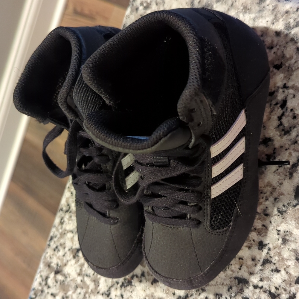 Kids wrestling shoes